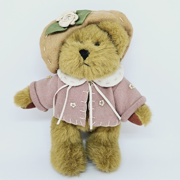 Boyds Bears - Victorian Style Jointed Plush Girl Bear - Picture 7 of 13